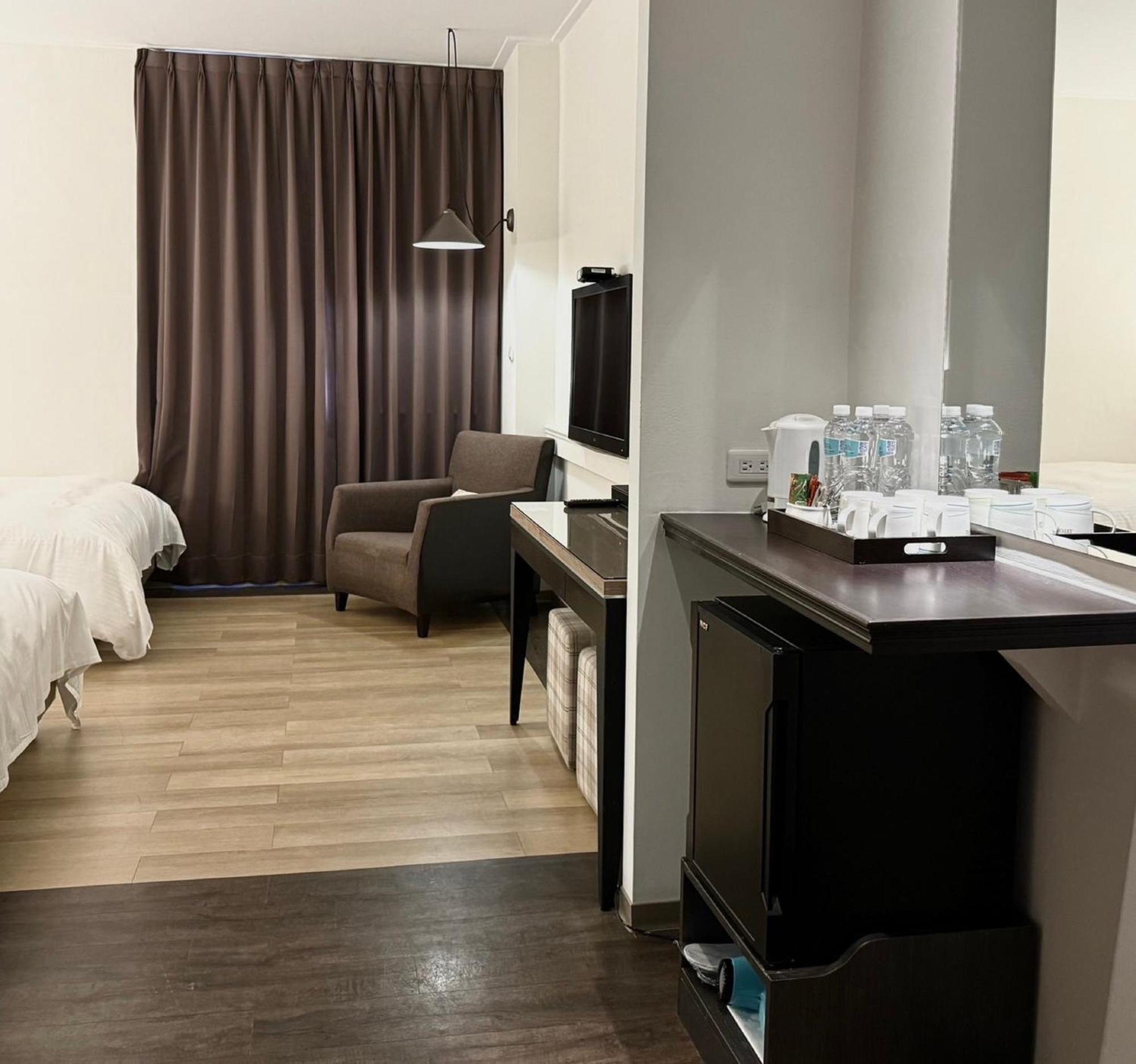 53 Hotel Тайджун Екстериор снимка