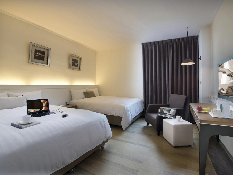 53 Hotel Тайджун Екстериор снимка