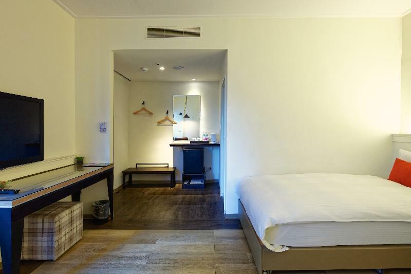 53 Hotel Тайджун Екстериор снимка